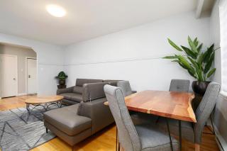 Contemporary 2BR Stylish Comfort on MTL West - Montréal - 7