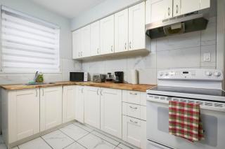 Contemporary 2BR Stylish Comfort on MTL West - Montréal - 4