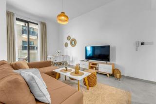 Waves - Rustic Chic 1 BR Retreat in Vibrant JVC - 6