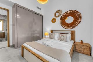 Waves - Rustic Chic 1 BR Retreat in Vibrant JVC - 3