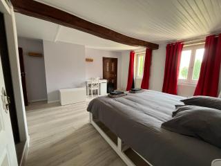Au Clair de la Pierre - Chambres d'hôtes - Siccieu-Saint-Julien-et-Carisieu - 1