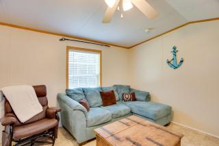 Lake Texoma Cabin Near Willow Springs Marina! - 7