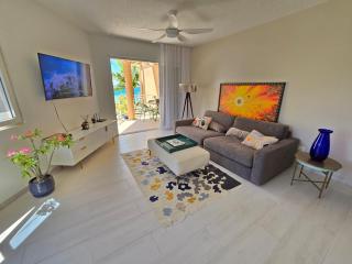 Specious 2 bedroom in Pelican Key near the beach - Simpson Bay - 0