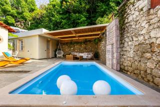 The Secret Garden - Courtyard & Private Pool Villa - Kalamáta - 6