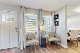 Chic Coastal Cottage - 2