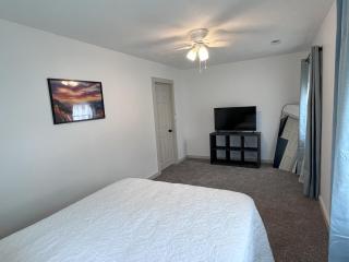 Lenoir City Hide Away - Knoxville - 2
