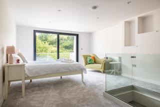 H2-Roof top-4 Bedrooms-Free Parking-Sleeps 7 - Bruton - 4