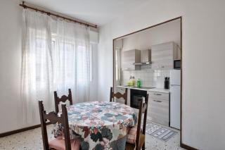 Cozy 2 Bedroom Apartment - Chirignago - 1
