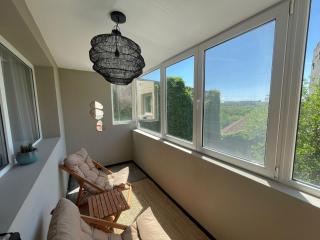 Ultracentral near Old Town, Cismigiu and Victoriei - Cozy, Quiet and Modern Apartment wt Sunny Balcony - 8