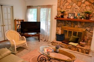 Cozy Cabin on 1 acre wooded lot - in Apex near Raleigh - Apex - 1
