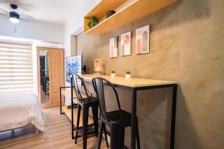 Japandi Studio in IT Park with Fiber Internet - Cebu - 3