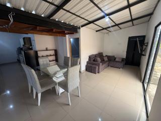 Hermoso y completo apartamento con excelente ubicación - Medellín - 0