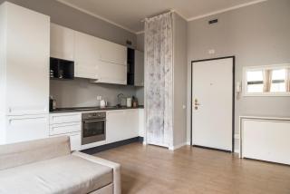 Youhosty - De Angeli Apartment - Milan - 3