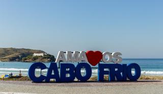 100m da Praia do Forte com AR e Wi Fi. - Cabo Frío - 4