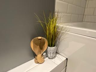 Sanctuary Rooms - Brightlingsea - 9