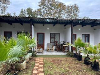 Kameeldoring Guesthouse - Zeerust - Vosburg - 4