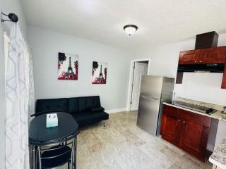 Jeli Suite - Tampa - 2