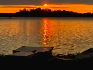 Sunrise net cottage - Kawartha Lakes - 3