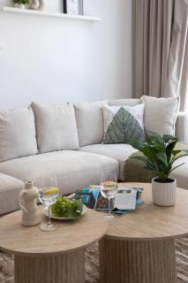 Frank Porter - Uniestate Supreme Residence - 5