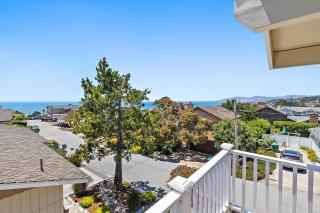 Wave and Sea Monthly Only-Special Spring Rate - Cambria - 9