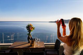 Maresia Boutique Suites - Budua - 8