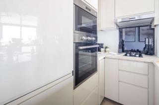 Frank Porter - Al Jawhara Tower - 3