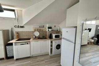 Charming T2 with Wifi near city center - Nice - 4