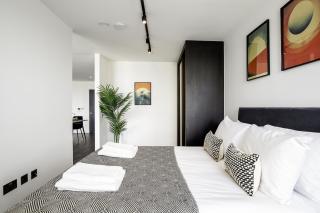 North Ken VII - 1 Bedroom - Super King or Twin Single - 6