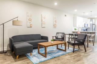 4Bedrm,4Bath-BackyardWiFi WDCoffeeParking - Philadelphia - 0