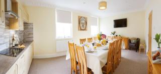 Denelea - Stunning Sea Views! - Scarborough - 3