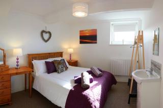 Denelea - Stunning Sea Views! - Scarborough - 6