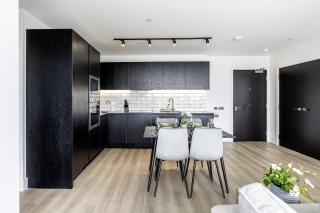 North Ken VIII - 2 Bedrooms - 2 Bathrooms - Balcony - Concierge - 5