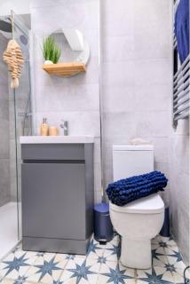 East Cliff View, heart of Whitby - 3