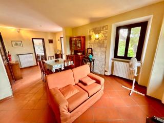 Sabina Trilo Sirolo, in centro con posto auto - 6