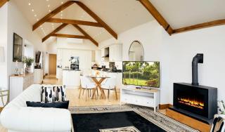 Hillock's Farm Cottage, luxury - 2