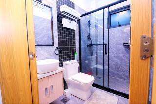executive living apartment with fully equipped gym heated swimming pool private parking space, child playground area and amazing scenic views - Nairobi - 8