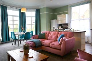 Queen Margarets Lodge - Scarborough - 8