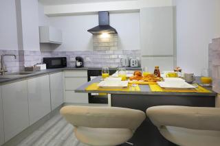 The Coach House Apartment dog friendly - 7