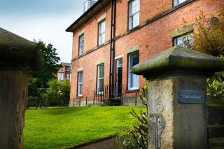 The Penthouse Queen Margaret's Lodge - Scarborough - 9