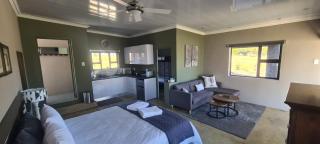 Waterfront Cottage 121 - - 3