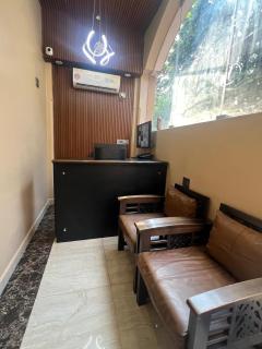 Neighbour Inn-Elite - Madras - 9