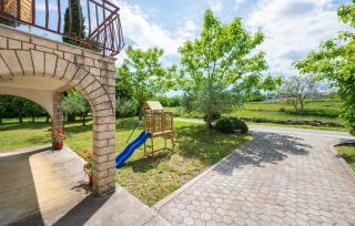 2 Bedroom Pet Friendly Home In Lazarici - 5