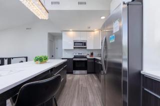 7Min Walk to the Beach Completely Renovated - Southern Shores - 0