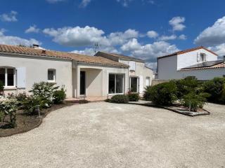 Maison piscine à 3' de la mer. - Yves - 6
