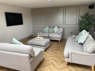 The Blacksmiths Shop hot tub cottage - Wooler - 0