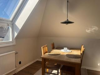 Charming topfloor APT in middle of Visby - Visby - 6