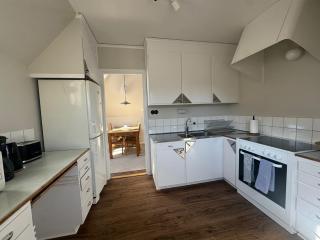 Charming topfloor APT in middle of Visby - Visby - 2