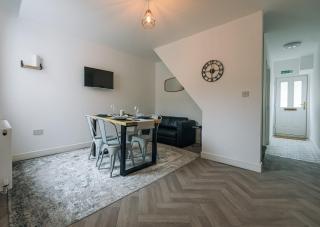 3 Bedroom House Workstays UK - Middlesbrough - 9