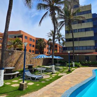 Tucacas, Frente al Mar, Piscina y Playa Privada - Tucacas - 2