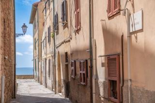 Nido nel vicolo sea and old town - Piombino - 7